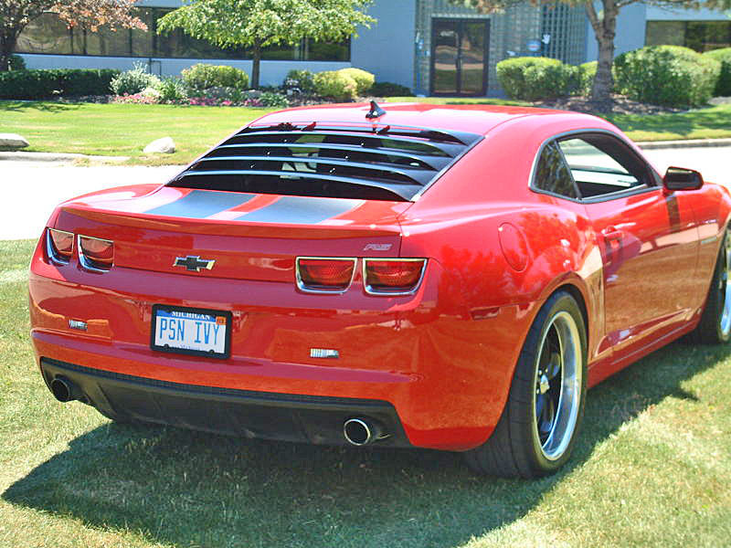 camaro with rear window louvers