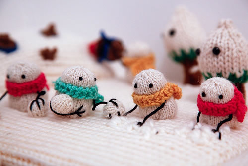 20 AMAZING TINY CUTE ANIMALS AND THINGS MADE BY KNITTING 9