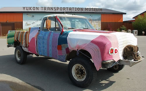 10 Crazy Yarn Bombing Pictures 9