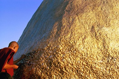kyaiktiyo pagoda golden rock burma (5)