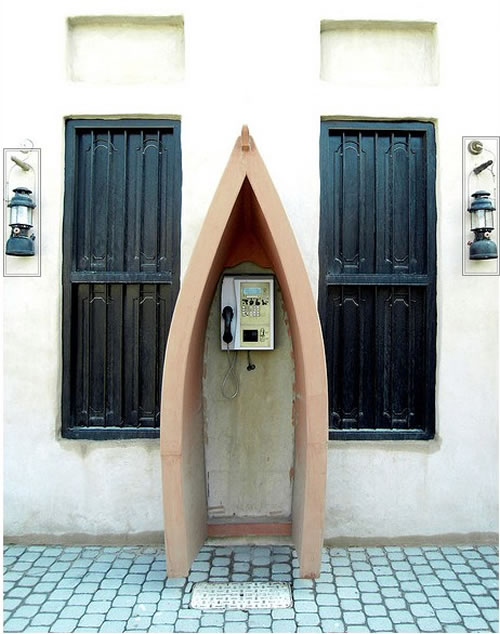 Creative Public Phone Booths From Around The World 15