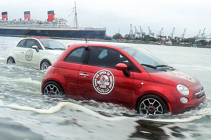 Fiat-500-watercraft-in-front-of-Queen-Mary