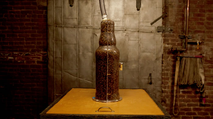 Amazing Sculptures Created By Bees 1