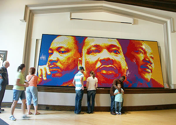Dr Martin Luther King Jr Artwork Created Using 1000s Of Rubik’s Cubes 1