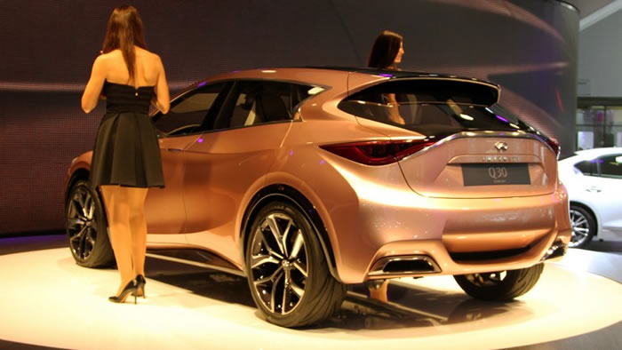 Infiniti Q30 Concept