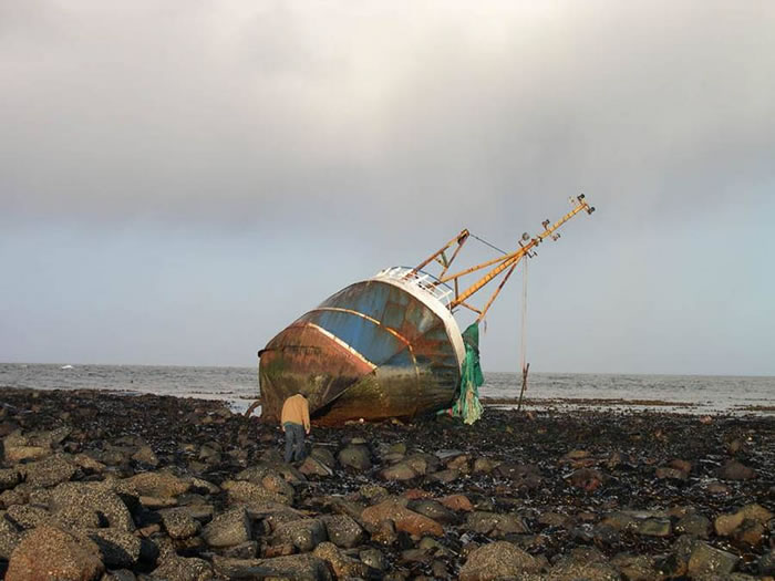 Pictures Of Shipwrecks Around The World 14