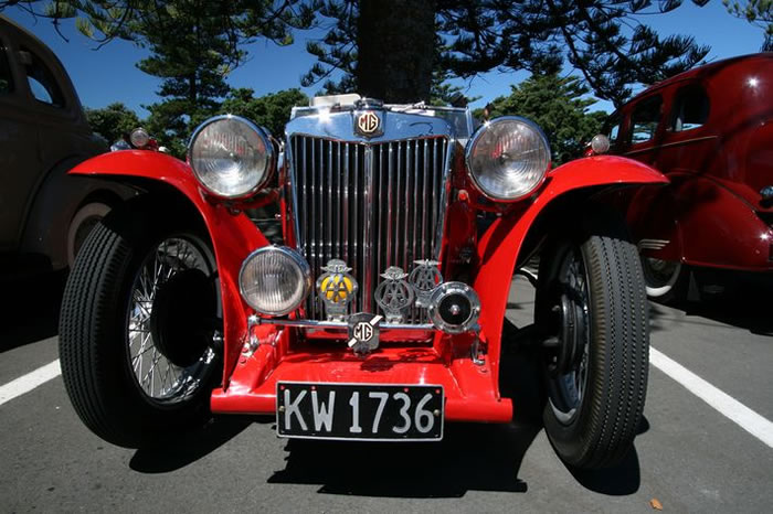 Pictures Of Vintage Cars And Trucks 16