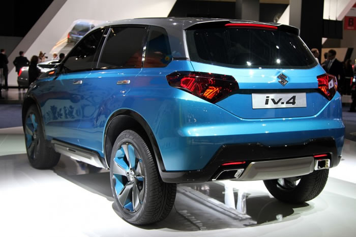 Suzuki iV-4 compact SUV concept