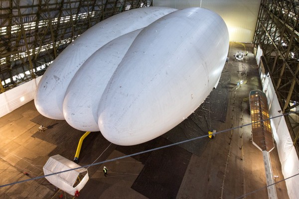 Air Travel - Airlander The World’s Longest Aircraft (2)
