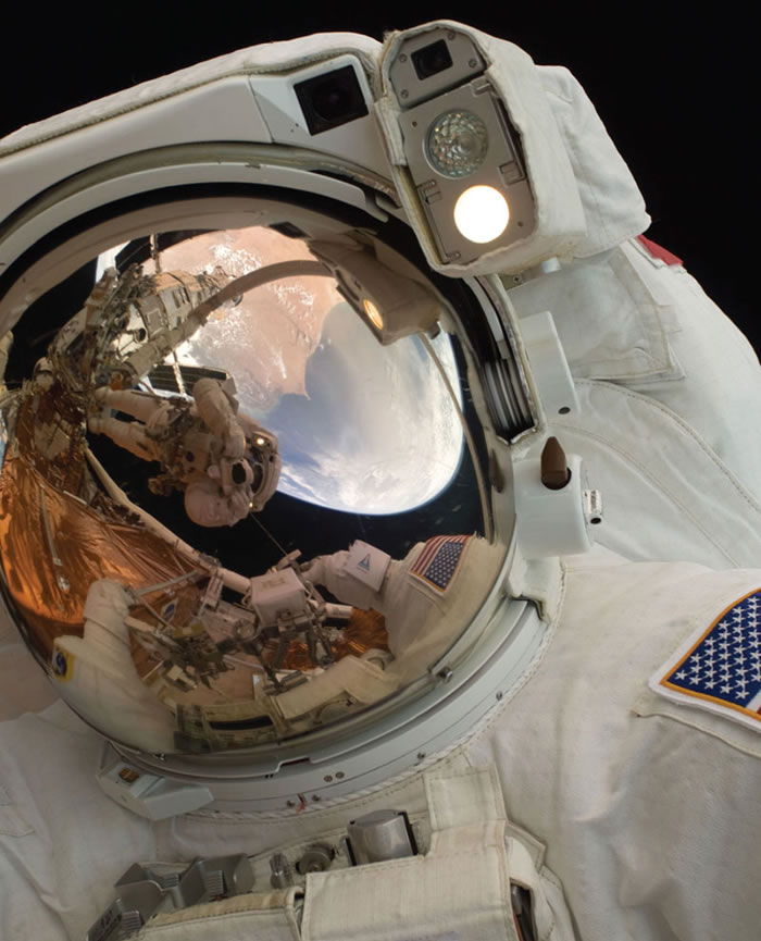 NASA Release High Quality Photos Of Space To Celebrate Gravity's Oscars 13