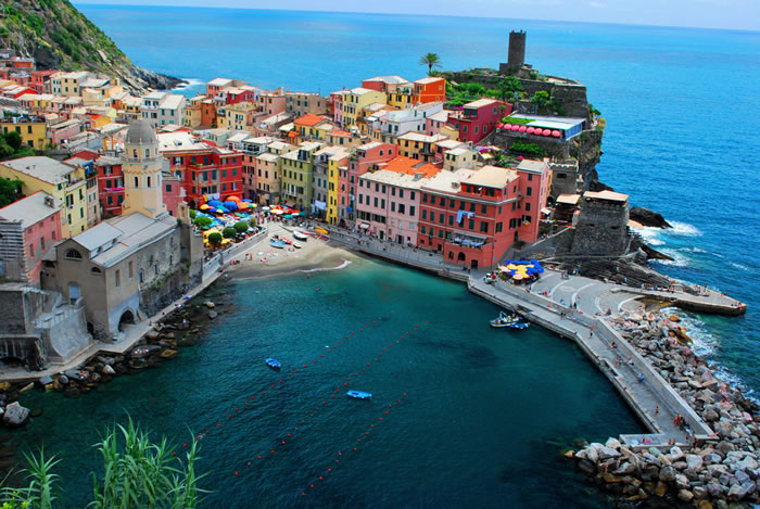 16 Places To Travel Before You Die - Cinque Terre, Italy