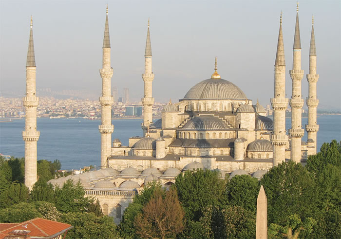 25 Most Famous Landmarks From Around The World 25