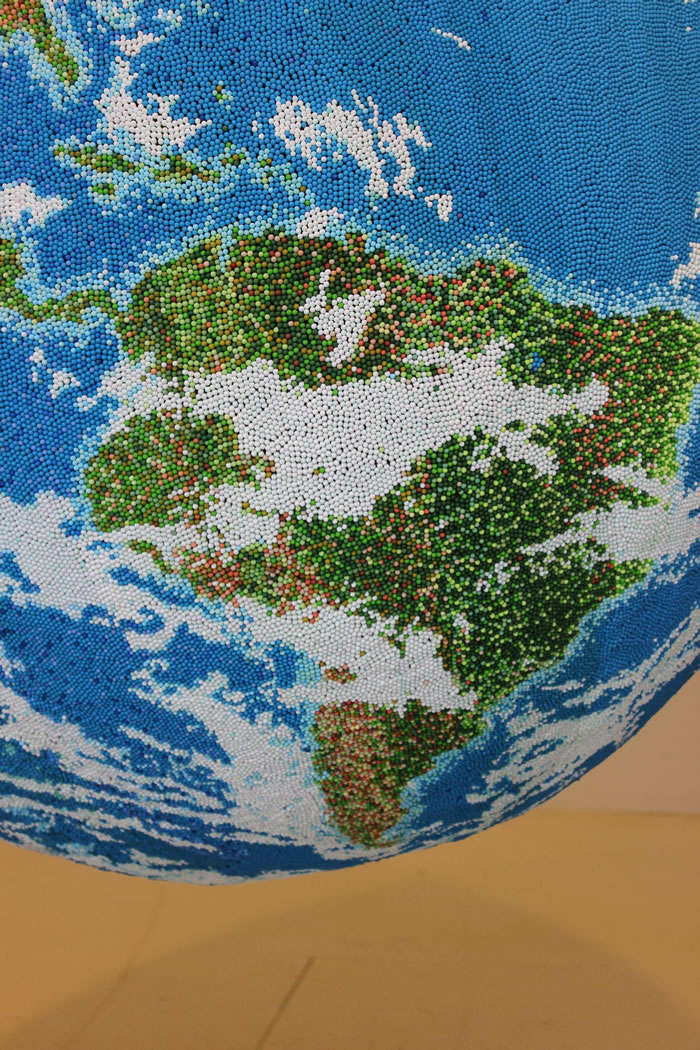 Guy Builds World Globe Using Handed Painted Matchsticks 4