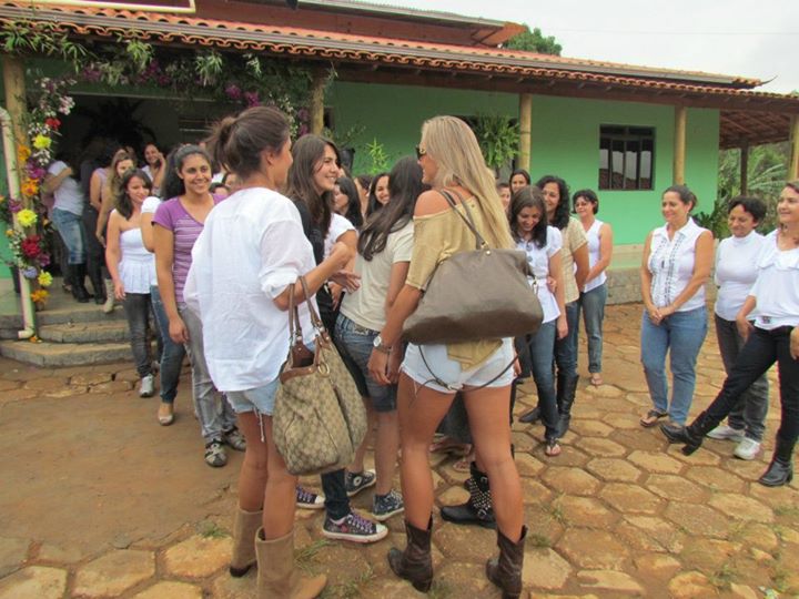 600 Women Seeking Men In Brazil (4)