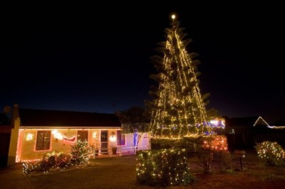 Christmas Decorations From Cities Around the World